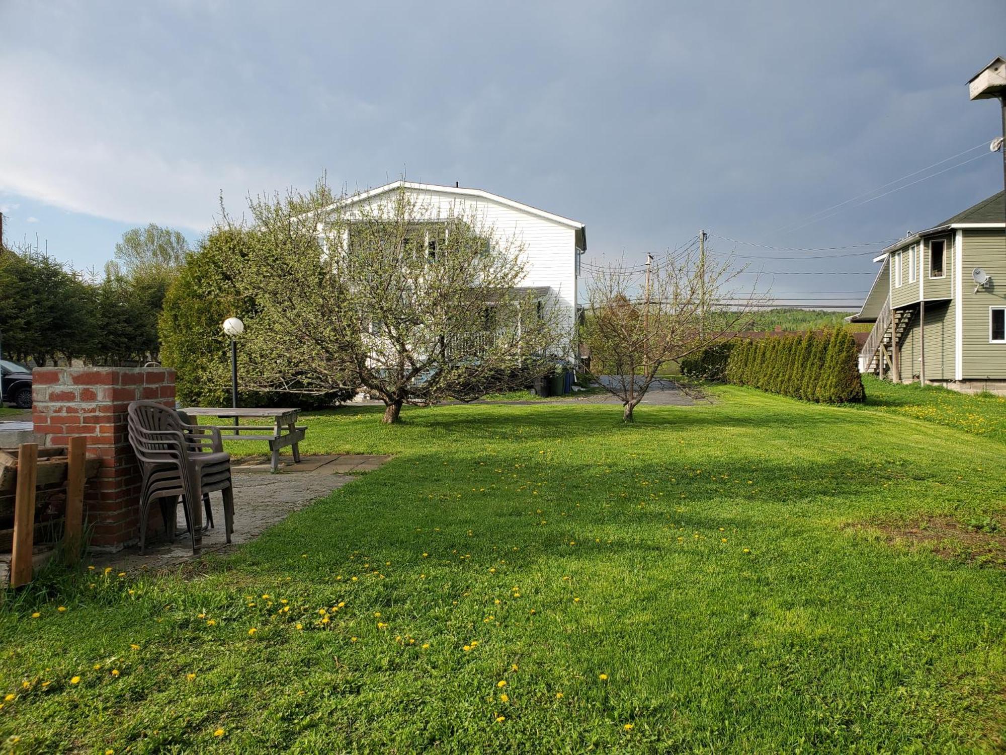 Le1226-Private Room 6 With Free Wifi And Parking Edmundston Exterior photo