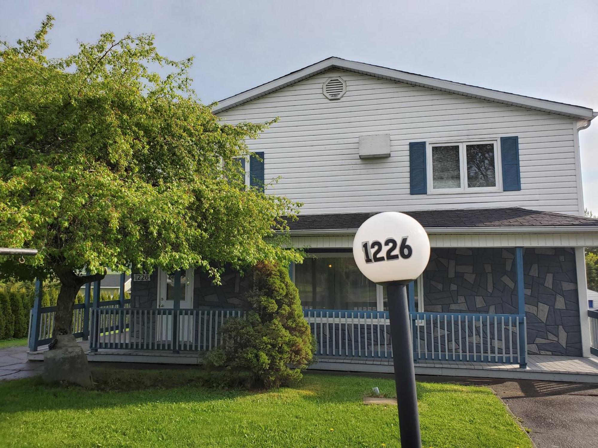 Le1226-Private Room 6 With Free Wifi And Parking Edmundston Exterior photo